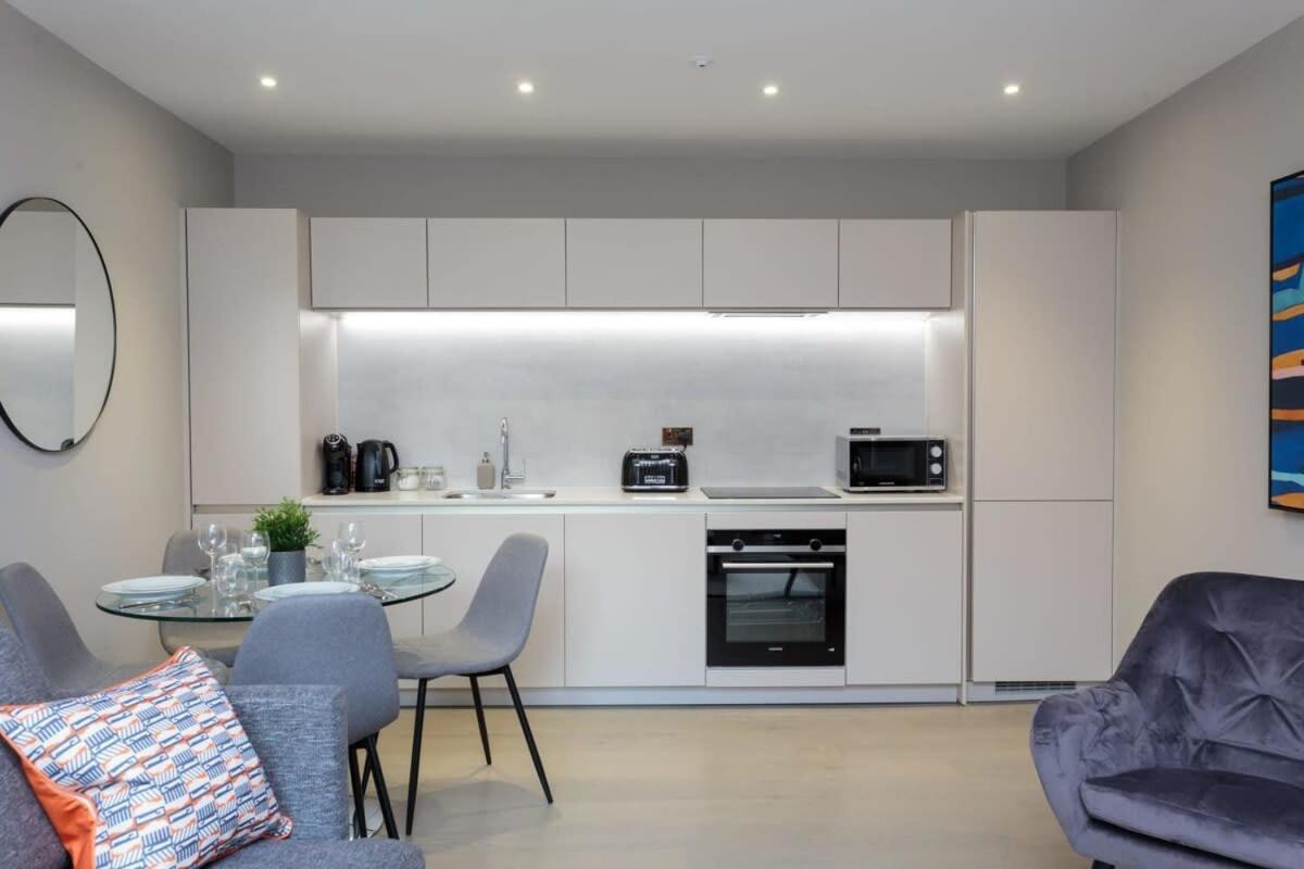 Dragon Suites - Edinburgh City Centre 2 Bed Apartment Edimburgo Exterior foto